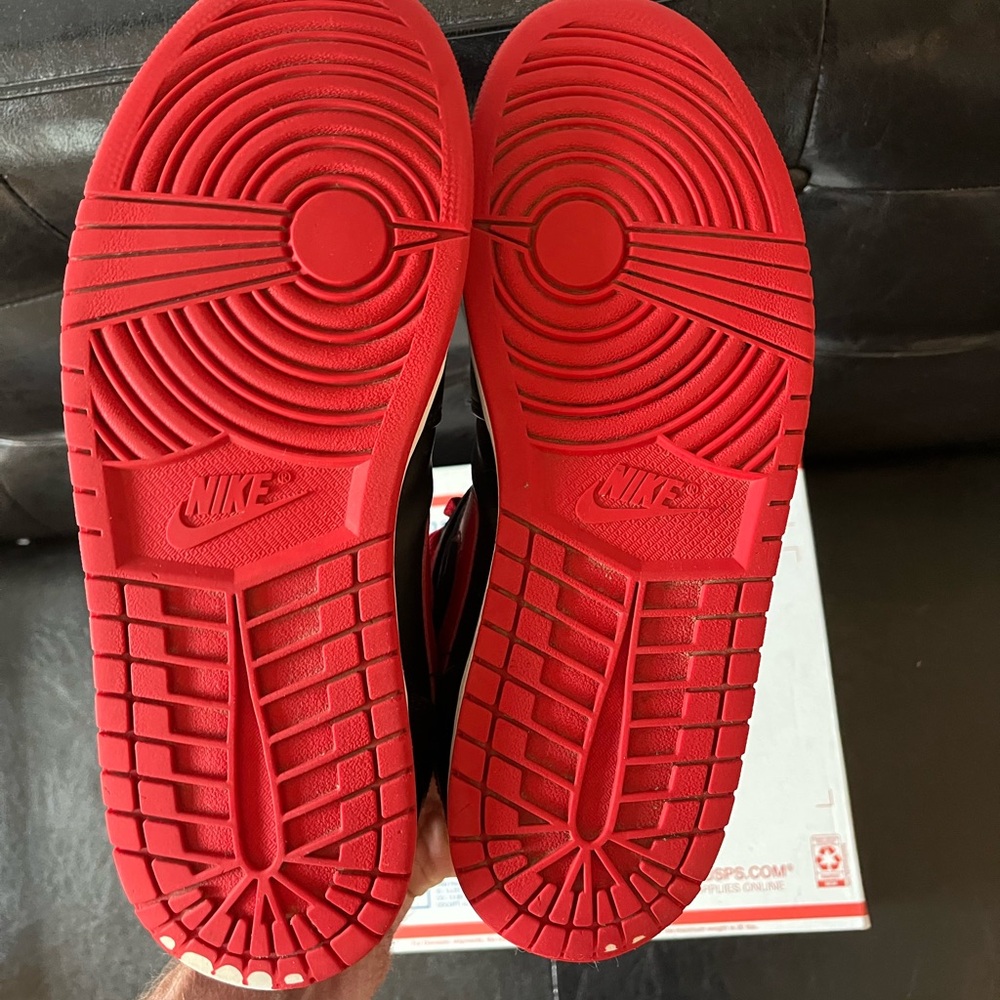 Jordan 1 Mid ‘Alternate‎ Bred’ - Picture 6 of 7